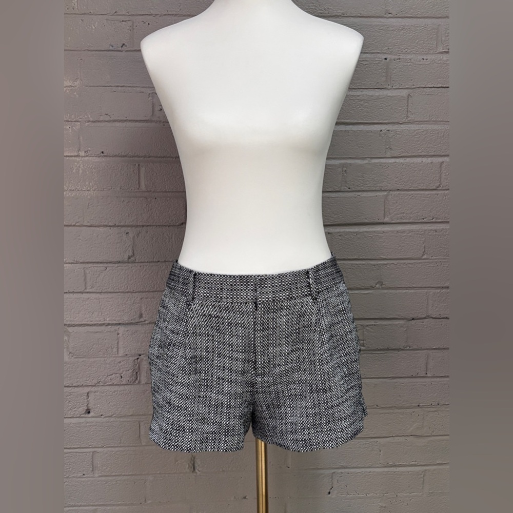 Banana Republic Tweed Shorts 8P